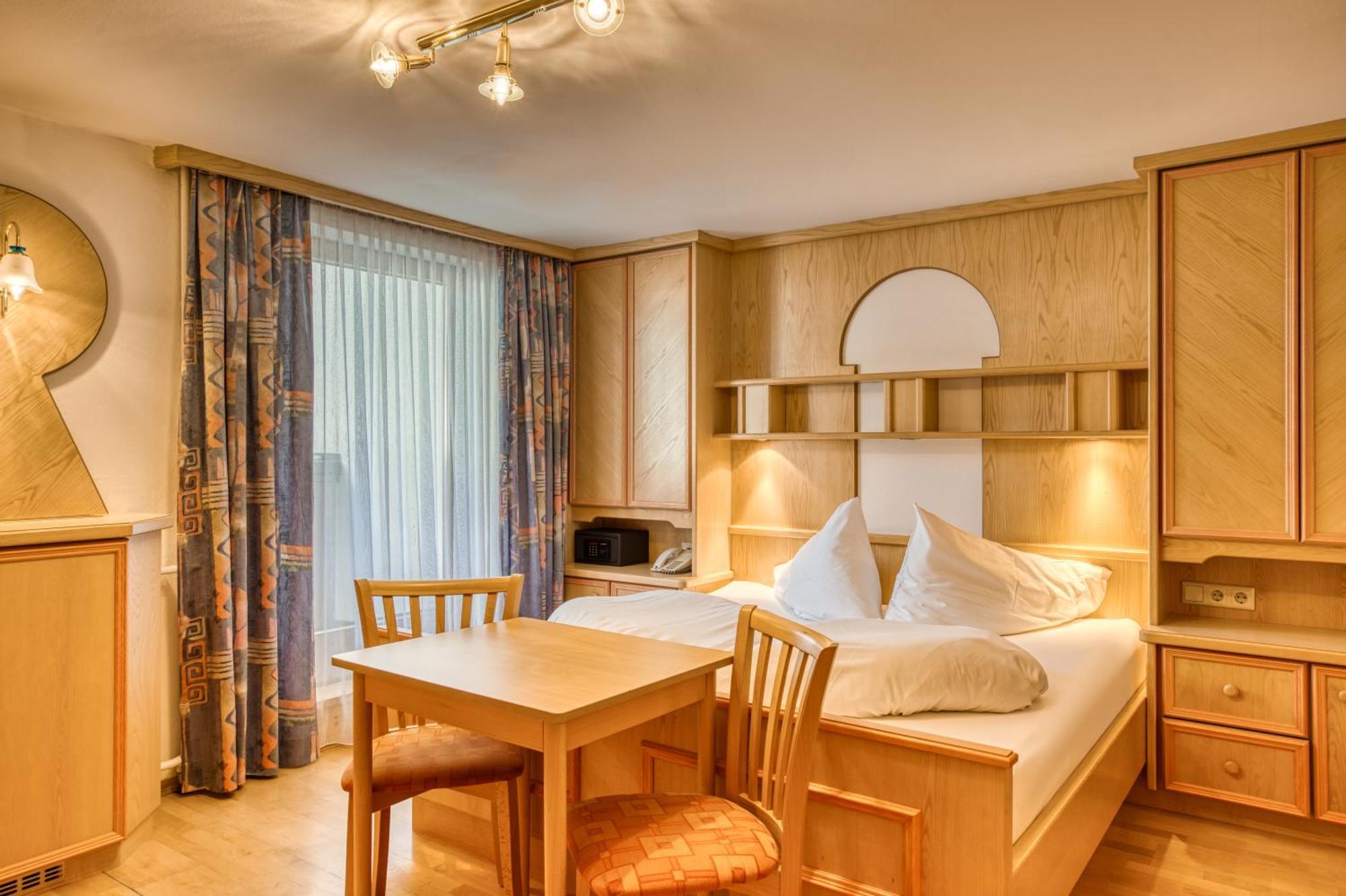 Hotel Klausnerhof Tux Værelse billede