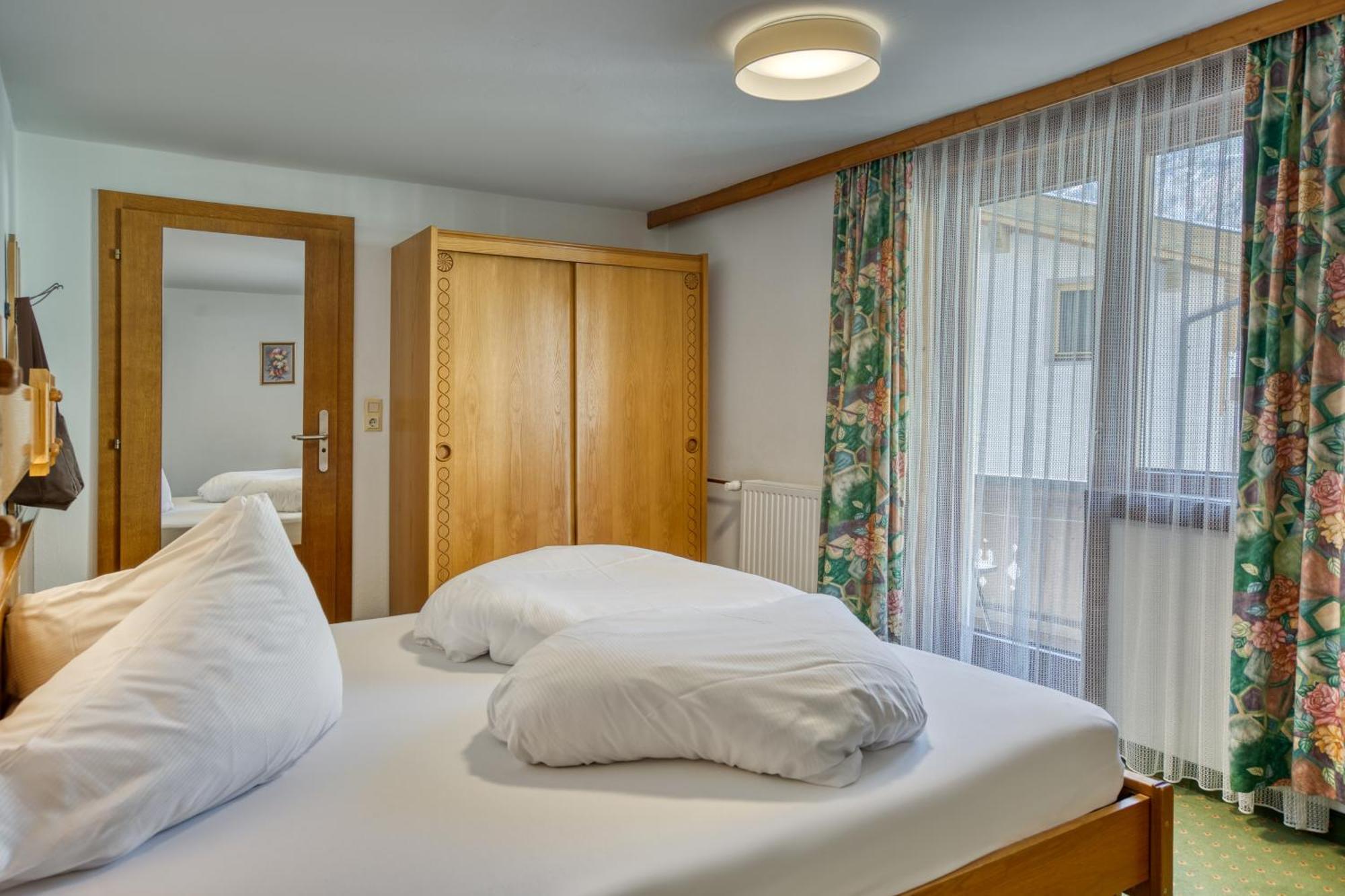 Hotel Klausnerhof Tux Værelse billede