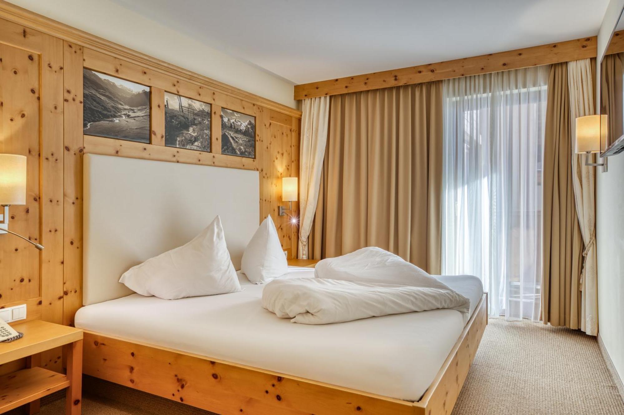 Hotel Klausnerhof Tux Eksteriør billede